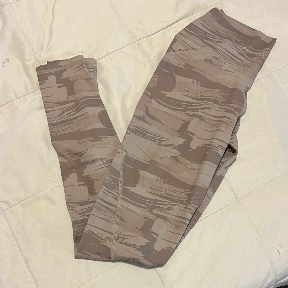 Alphalete Leggings
